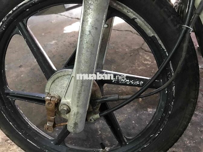 Honda Dream màu Nâu