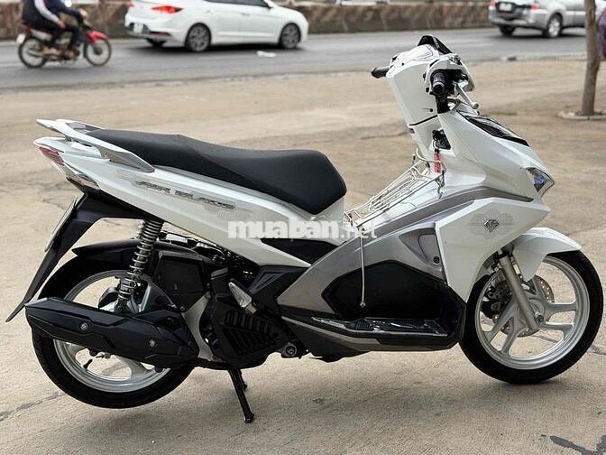 Honda AB Robot màu Trắng