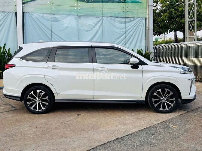 Toyota Veloz Cross Top Trắng
