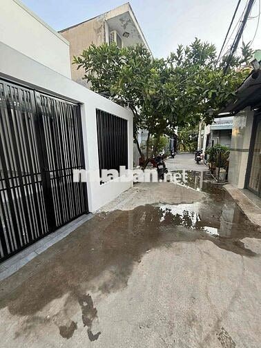 Bán nhà cấp 4, 1 tầng, SHR DT 81m2, giá 4,89 tỷ TL chính chủ