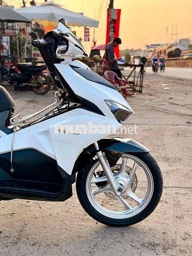 Honda Airblade 2017 125cc Trắng đen