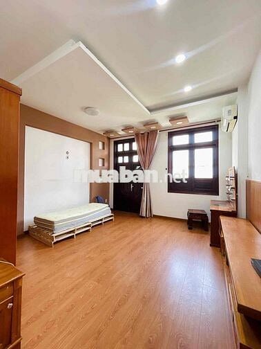 Dương Quảng Hàm, 60m2, nhà 4 tầng, nở hậu ngang 5m, sát mặt tiền, 7tỷ