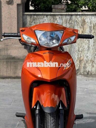 Honda Wave màu Cam