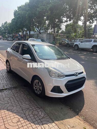 Hyundai Grand i10 Trắng 5 chỗ