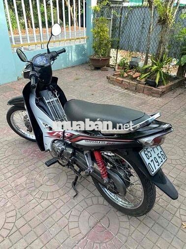 Yamaha Sirius 2012 Đen trắng