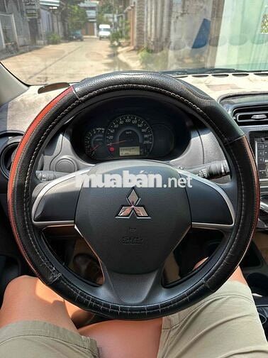 Mitsubishi Attrage 2020 Trắng