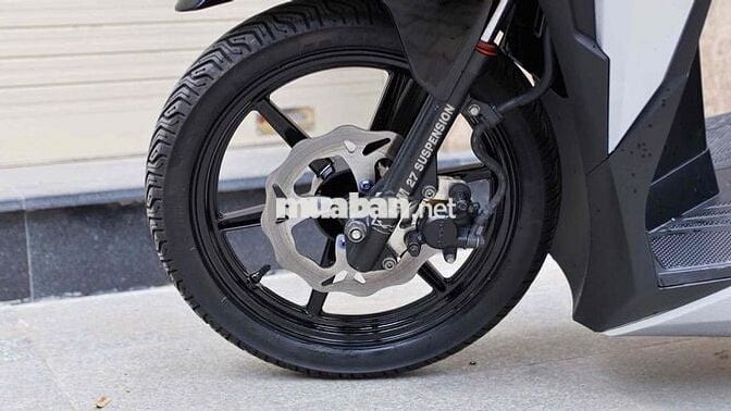Honda Vario 150 Bạc đen