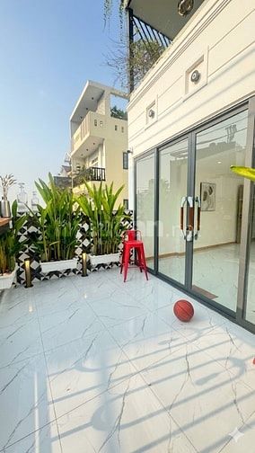 Bán nhà mặt tiền Phan Văn Trị, Bình Thạnh, ngang 5.3m- giá 10.x tỷ