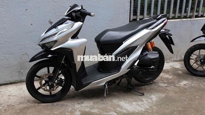 Honda Vario 150 Bạc đen
