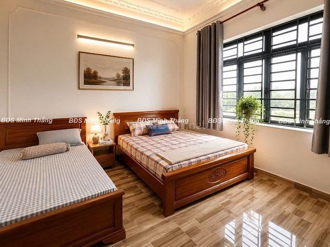 KẸT BÁN NHÀ 3 TẦNG, 129M2, LÊ VĂN LƯƠNG, GẦN 3 TRƯỜNG ĐH, CHỈ 5 TỶ 990