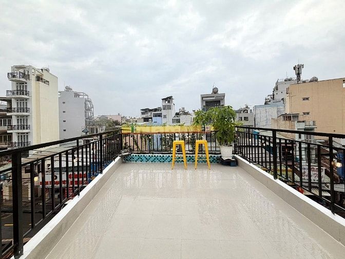 Bán nhà mặt tiền Phan Văn Trị, Bình Thạnh, ngang 5.3m- giá 10.x tỷ