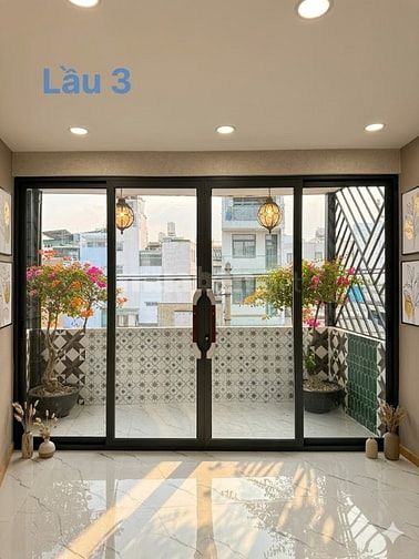 Bán nhà mặt tiền Phan Văn Trị, Bình Thạnh, ngang 5.3m- giá 10.x tỷ
