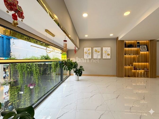 Bán nhà mặt tiền Phan Văn Trị, Bình Thạnh, ngang 5.3m- giá 10.x tỷ