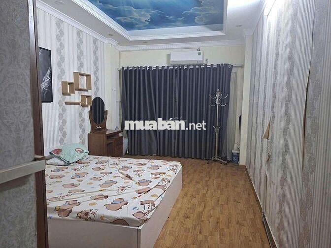 nhà 5 tầng Ngô quyền, Hà Đông. 10tr/tháng