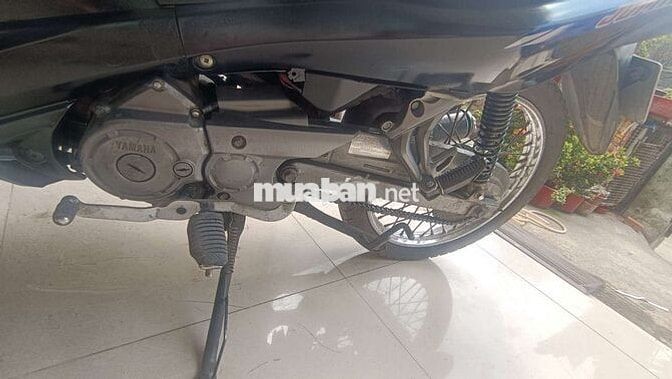Yamaha Jupiter Đen trắng