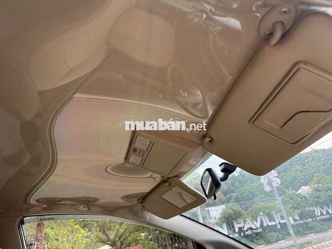 Toyota Innova 2012 140000 km Bạc