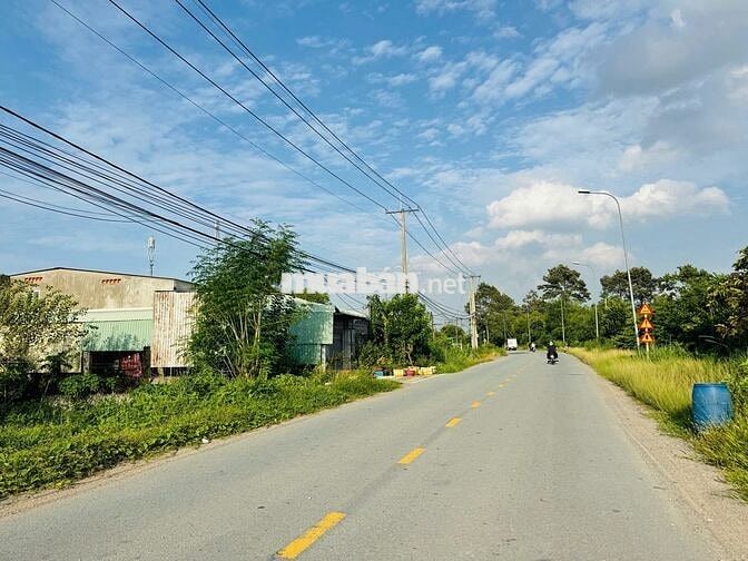 Đất vuông vức mặt tiền Nguyễn Văn Khạ - 125m2 - 700trieu