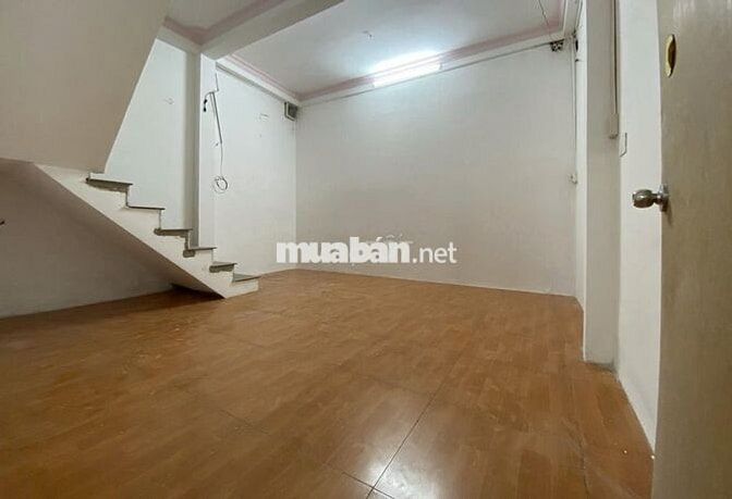 NHÀ CHO THUÊ MẶT TIỀN ĐƯỜNG QUANG TRUNG 4,5X17M 2L THÔNG SUỐT