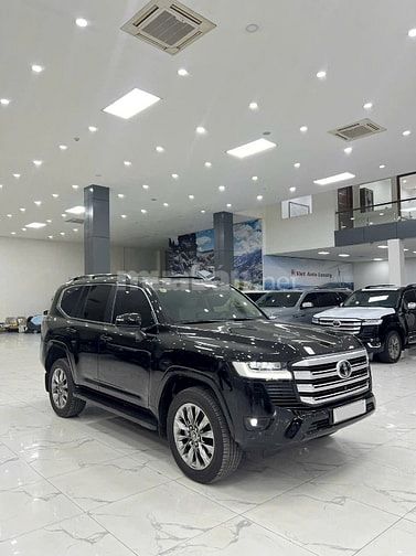 Bán Land Cruiser LC300 sản xuất 2021. xe đẹp xuất sắc.