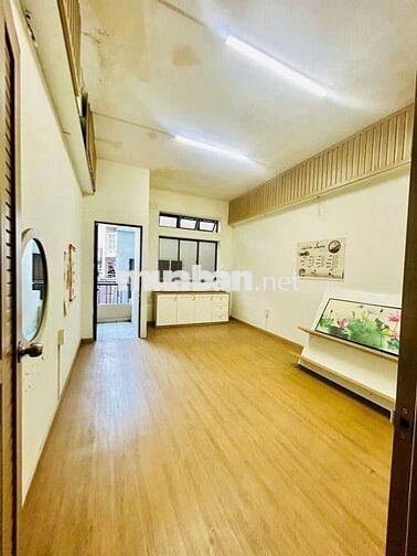 MẶT TIỀN THƯƠNG HIỆU - Trương Quốc Dung, Phú Nhuận- Dtsd 340m2