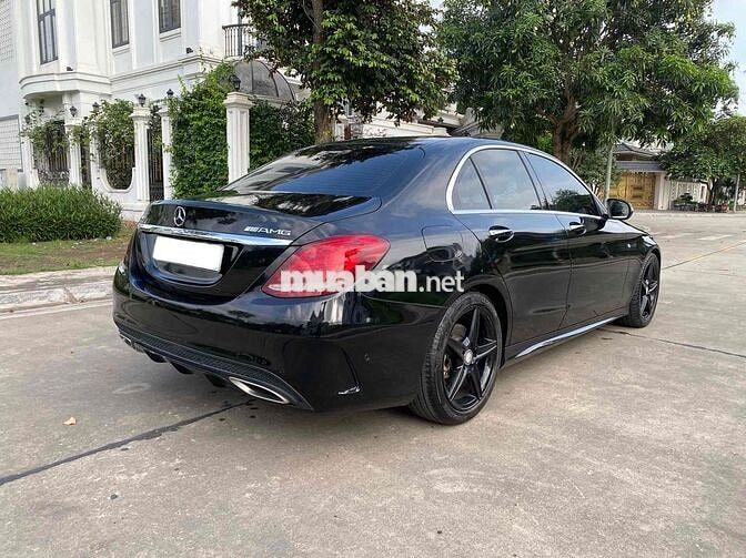 Mercedes C300 AMG 2016 Đen 145387 km