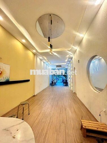 MẶT TIỀN THƯƠNG HIỆU - Trương Quốc Dung, Phú Nhuận- Dtsd 340m2