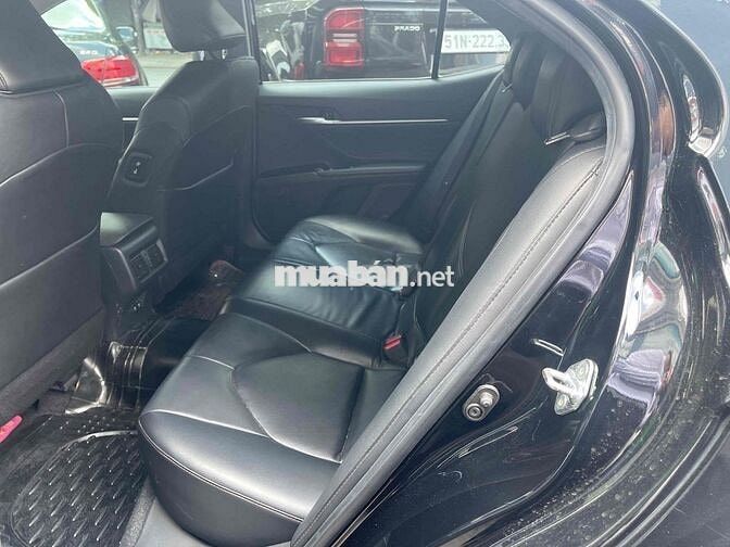 Toyota Camry 2019 2.0G Đen 52.000km