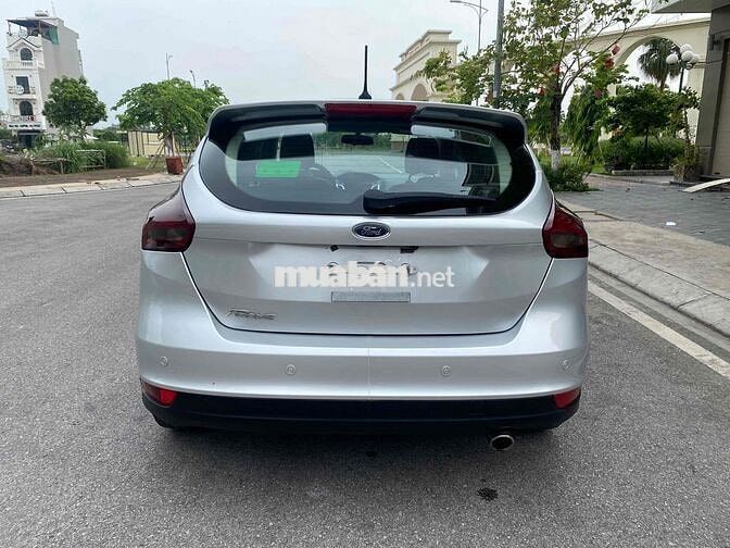 Ford Focus 2017 Bạc