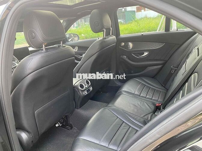 Mercedes C300 AMG 2016 Đen 145387 km