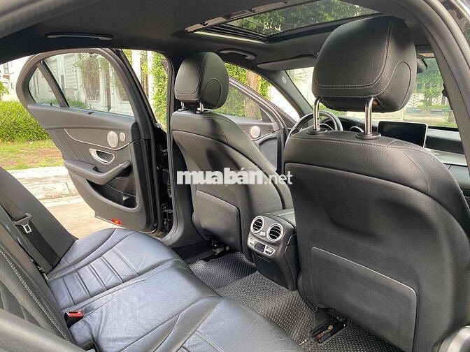 Mercedes C300 AMG 2016 Đen 145387 km