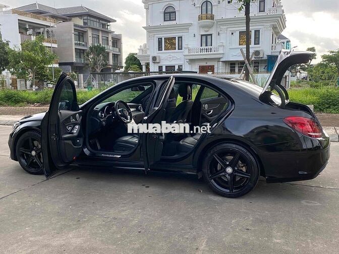 Mercedes C300 AMG 2016 Đen 145387 km