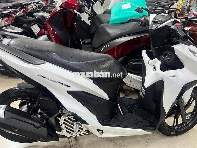 Honda Vario 150/2019.Xe Siêu Đẹp.Trắng Đen Sprot.