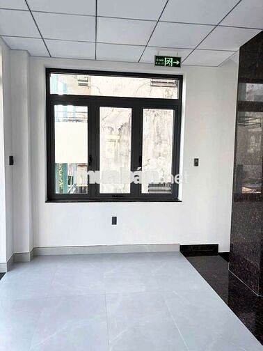 CHO THUÊ BUILDING GÓC 2 MẮT TIỀN - MAI VĂN VĨNH, QUẬN 7