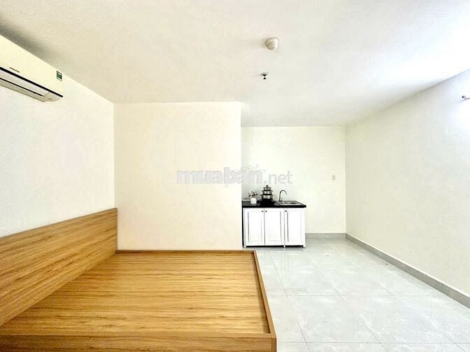 Căn Hộ View Ban Công Thoáng Full Nội Thất Giá Rẻ Ngay Huỳnh Tấn Phát