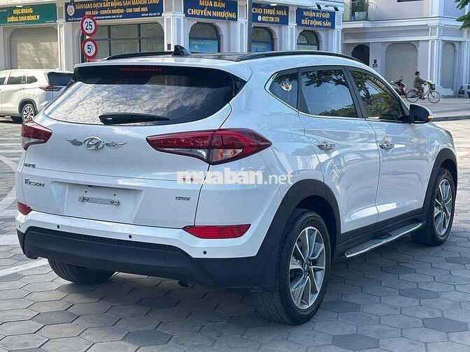 Hyundai Tucson 2019 Trắng 9 vạn km