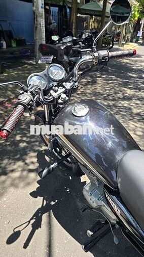 Yamaha YB125SP màu Đen