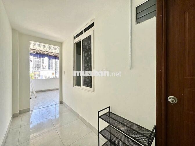 Căn Hộ View Ban Công Thoáng Full Nội Thất Giá Rẻ Ngay Huỳnh Tấn Phát