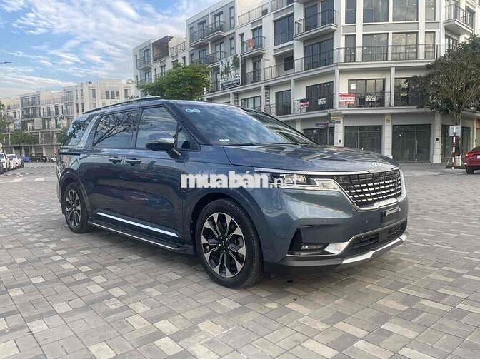 Kia Carnival 2024 bản 2.2D Signature