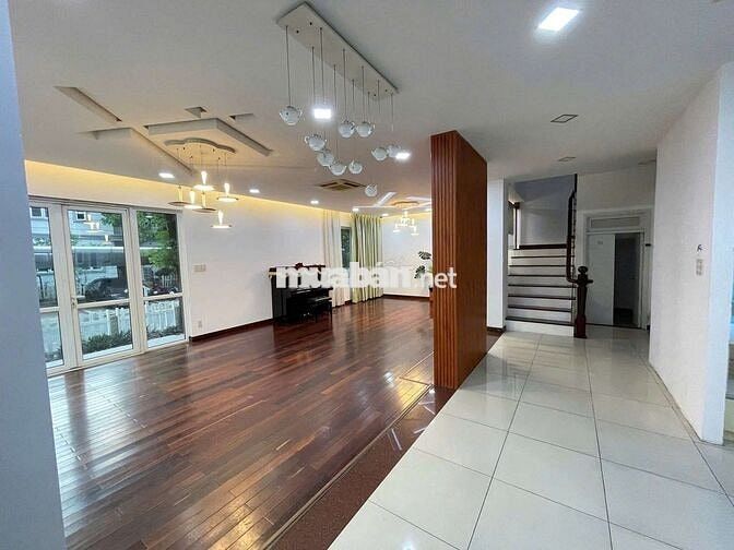Cho thuê biệt thự Garden Home kế Vạn Phúc City 