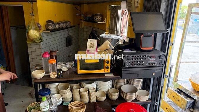 San mặt bằng đối diện chung cư