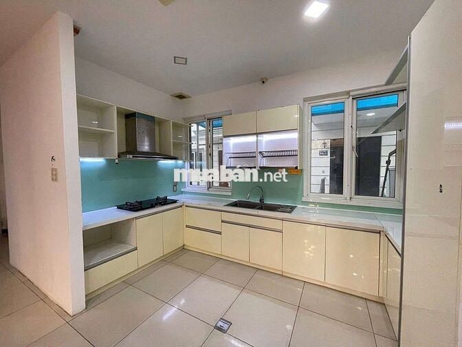 Cho thuê biệt thự Garden Home kế Vạn Phúc City 