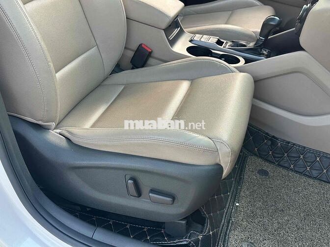 Hyundai Tucson 2019 Trắng 9 vạn km