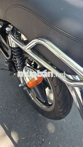 Yamaha YB125SP màu Đen