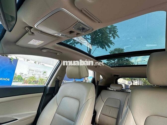 Hyundai Tucson 2019 Trắng 9 vạn km