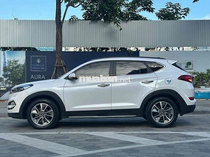 Hyundai Tucson 2019 Trắng 9 vạn km