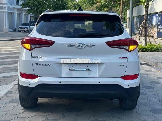 Hyundai Tucson 2019 Trắng 9 vạn km