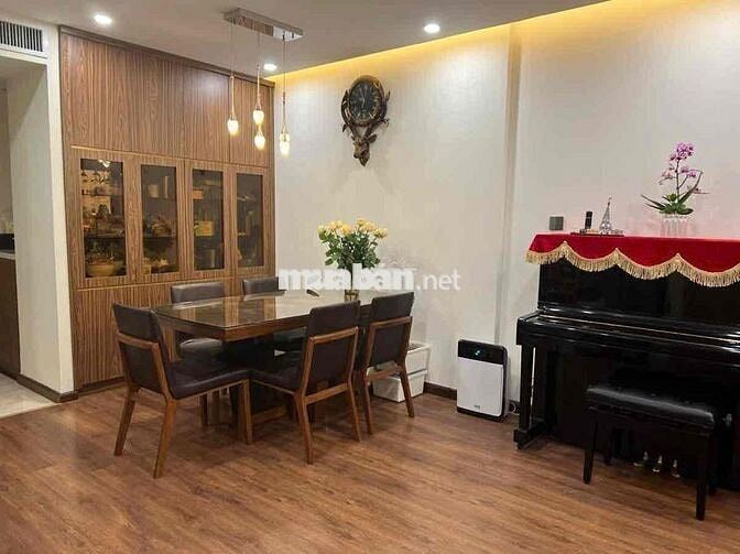 Siêu Đẹp Phố Quan Nhân, nhà đẹp ở luôn, oto đỗ cửa, KD,SPA, 35m*5 tầng
