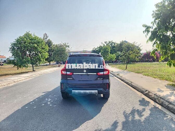 Suzuki XL7 2021 Đỏ mận