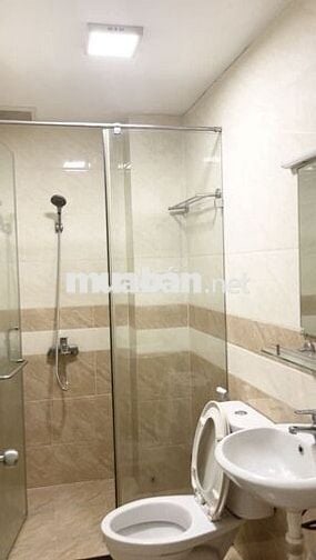 Nhà phố, mở văn phòng, trung tâm tiếng anh, Spa, để ở ... có gara oto