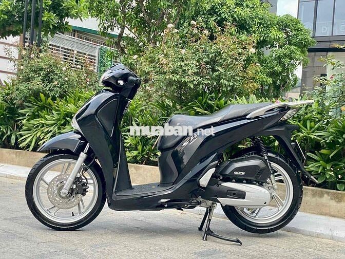 SH150 ABS 2018 bao check - Trả trước 40tr nhận xe✅